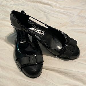 Salvatore Ferragamo black flats with bow